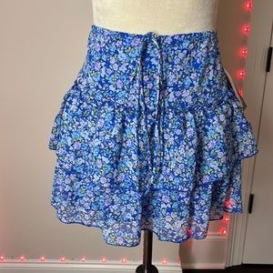 flower print skirt